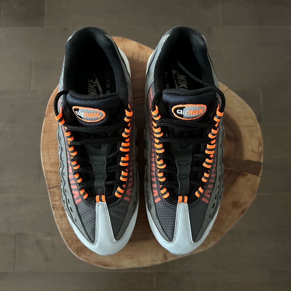 NIKE Air Max 95 Kim Jones Edition